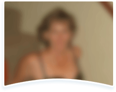 Daria Wiśniewska - Prowadzę tramwaj, więc nie mam możliwości często chodzić do toalety. Kiedy zauważyłam, że nie mogę wytrzymać bez toalety przez długi czas, pobiegłam do specjalisty. Ona przeprowadziła badanie i powiedziała, że to tylko na pogodę, więc nie znalazła nic poważnego. Poprosiłam syna, żeby znalazł mi coś, co pomogłoby nie myśleć o toalecie w deszczową pogodę. Znalazł mi Urigan. Bardzo dobrze, że ten środek…